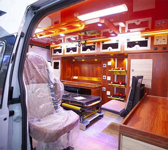 肃南裕车辆内部展示