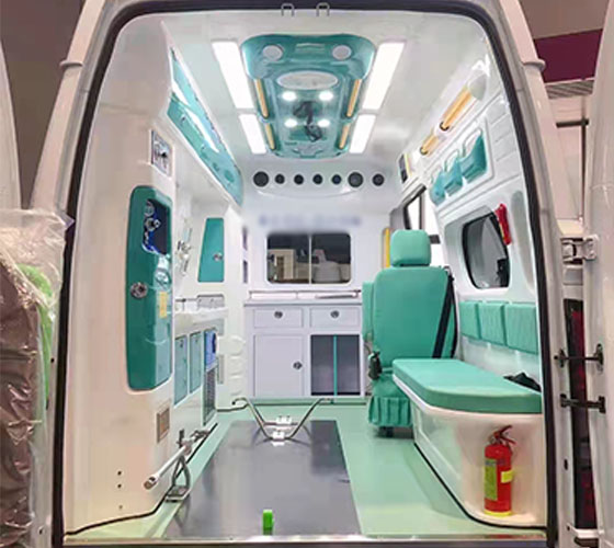 肃南裕车辆内部展示